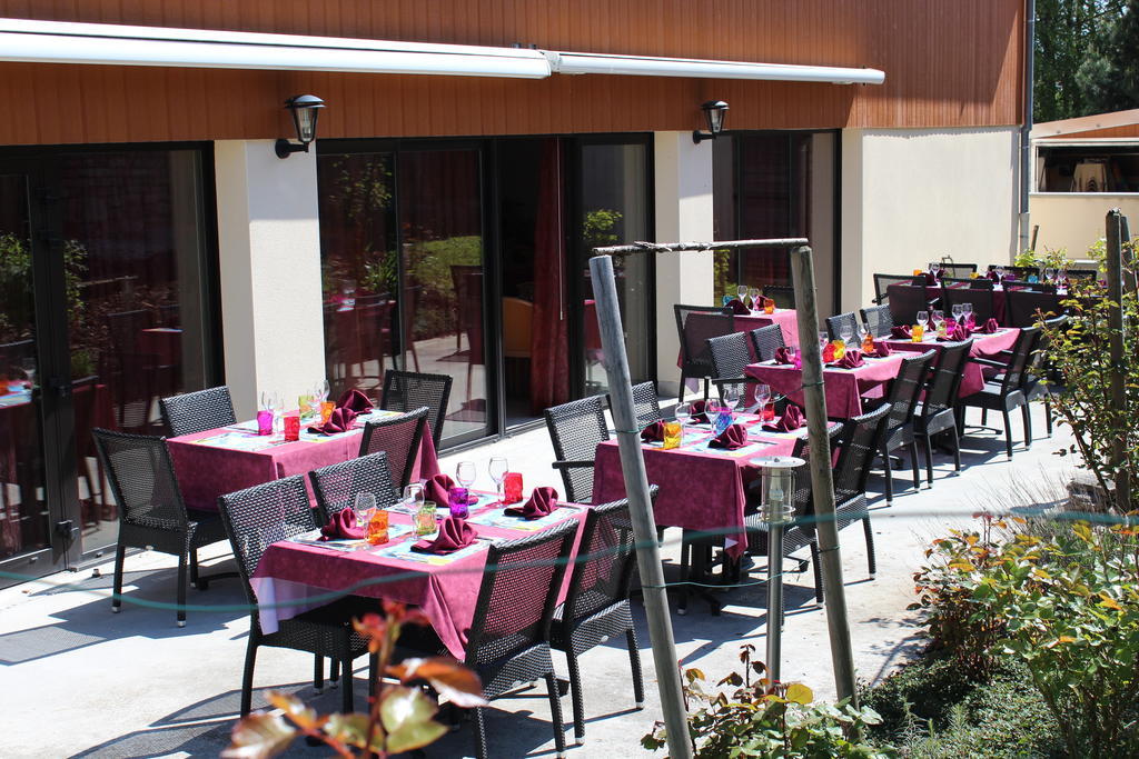 Le Champ Des Lys Hotel Amancey Exterior photo